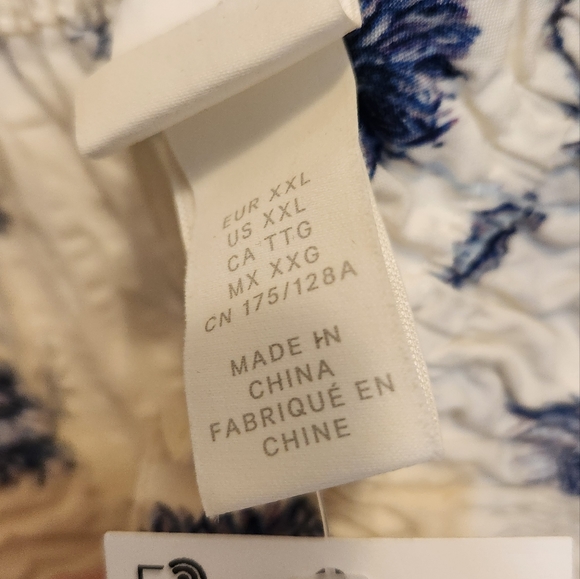 White maxi dress with blue corn flowers - Picture 4 of 4